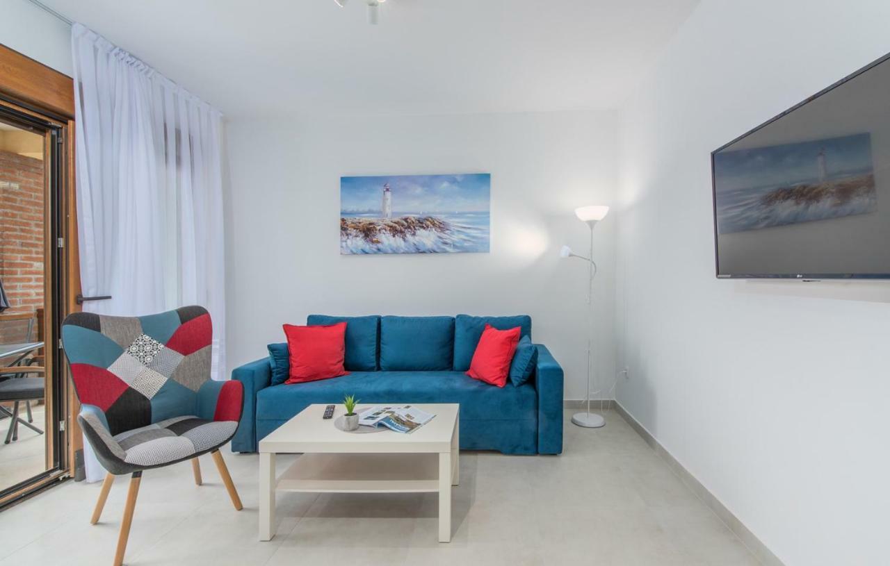 Apartments Hana In Funtana Luaran gambar